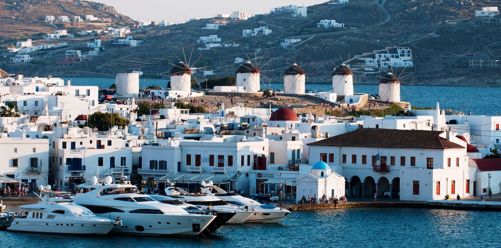 Изцяло в бяло: Миконос travel гайд