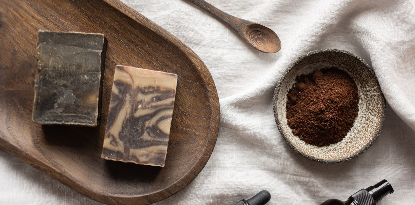 Неделна домашна маска за коса с какаово масло