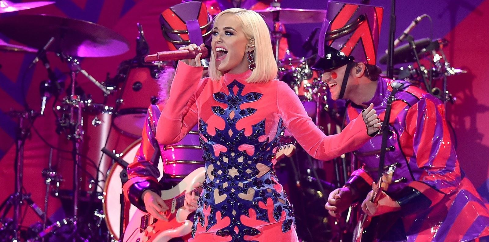 Коледа още през октомври. Благодарим, Кейти!