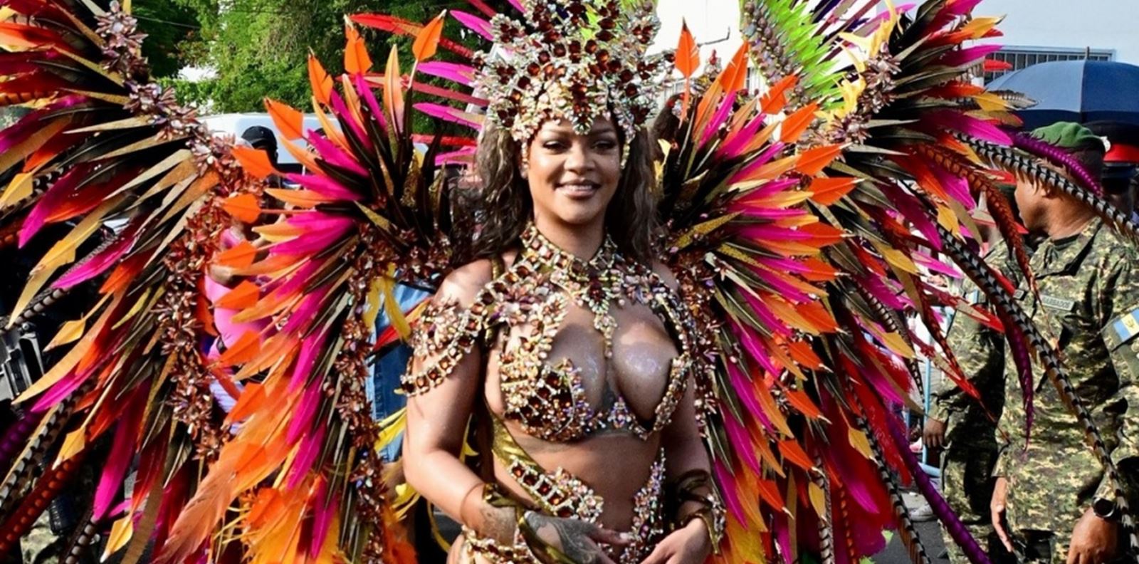 Риана превзе карнавала в Барбадос