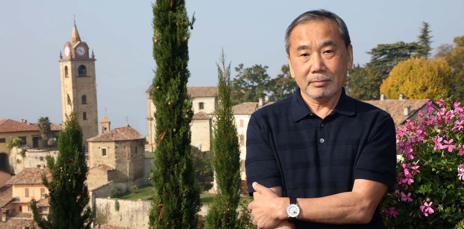 Харуки Мураками с тениски за Uniqlo