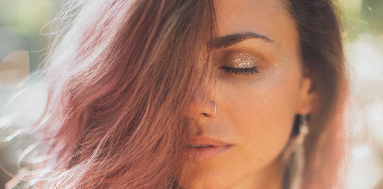 Има малки тайни, с които косата ви да стане дълга и плътна