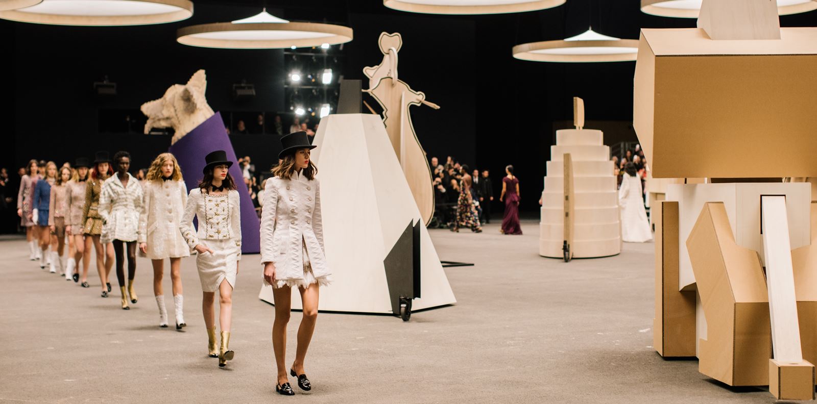 Everyone, това е бестиарият на CHANEL