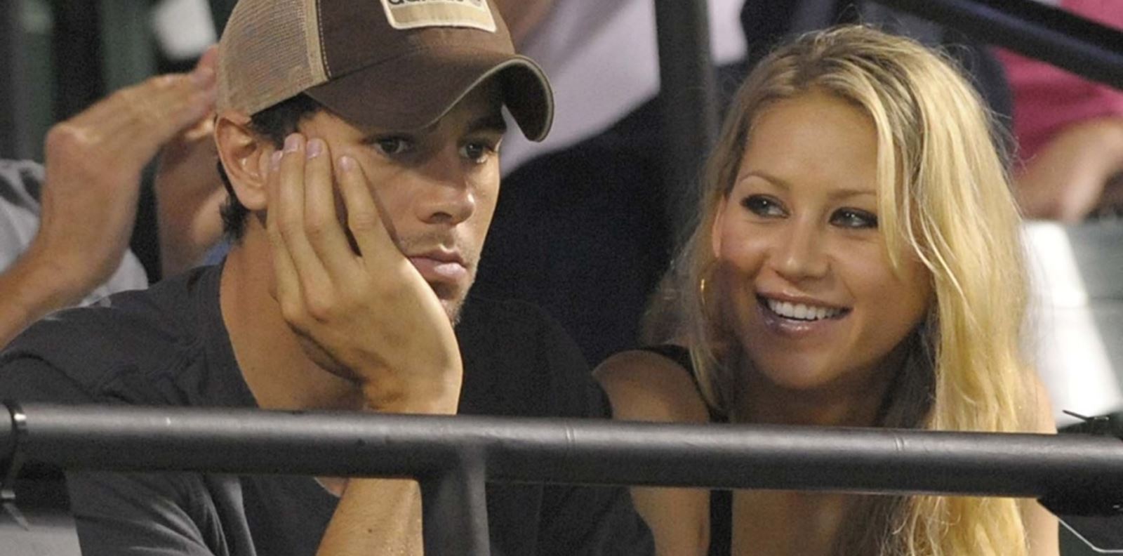 Енрике Иглесиас и Анна Курникова са се оженили тайно