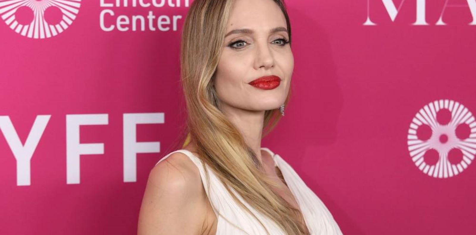 Анджелина Джоли отново разпали слуховете за нова връзка