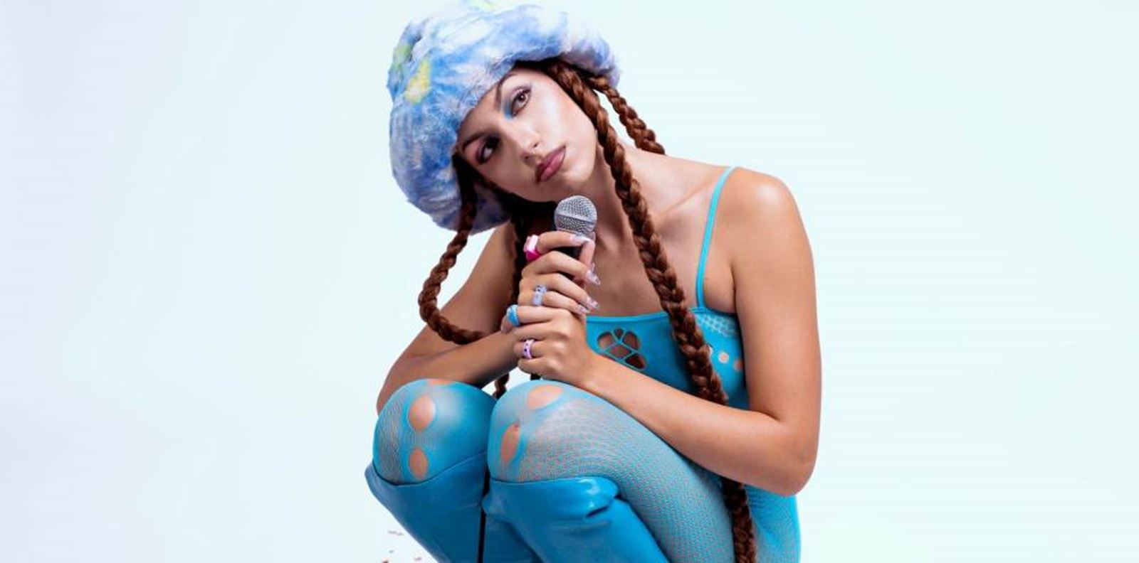 Darsy: Музикално пътешествие с допамин, нови предизвикателства и мечти за сцената на Уест Енд