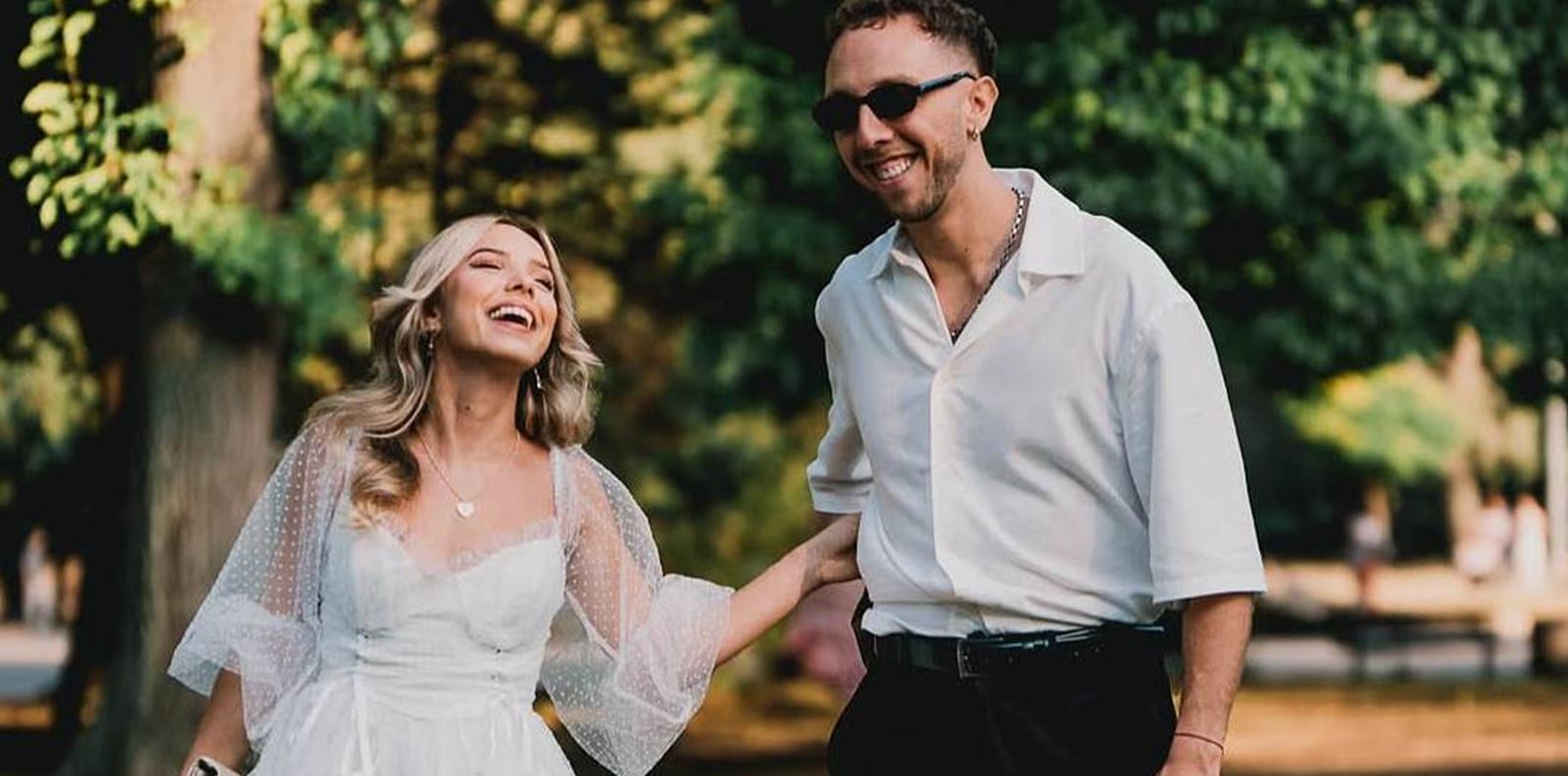 Robi се ожени за дългогодишната си приятелка