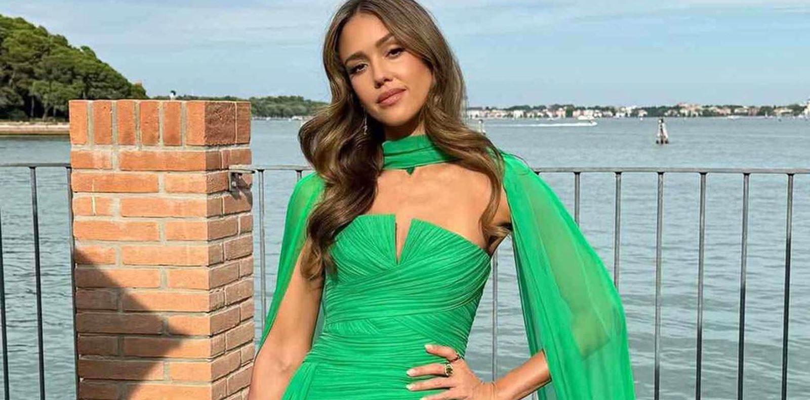 Джесика Алба бе забелязана с нов мъж на романтична ваканция