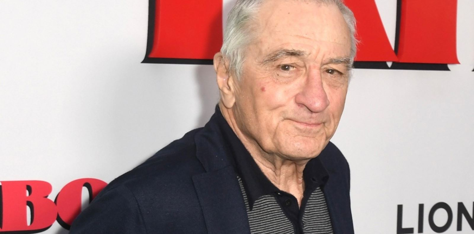 Робърт де Ниро посрещна седмо дете