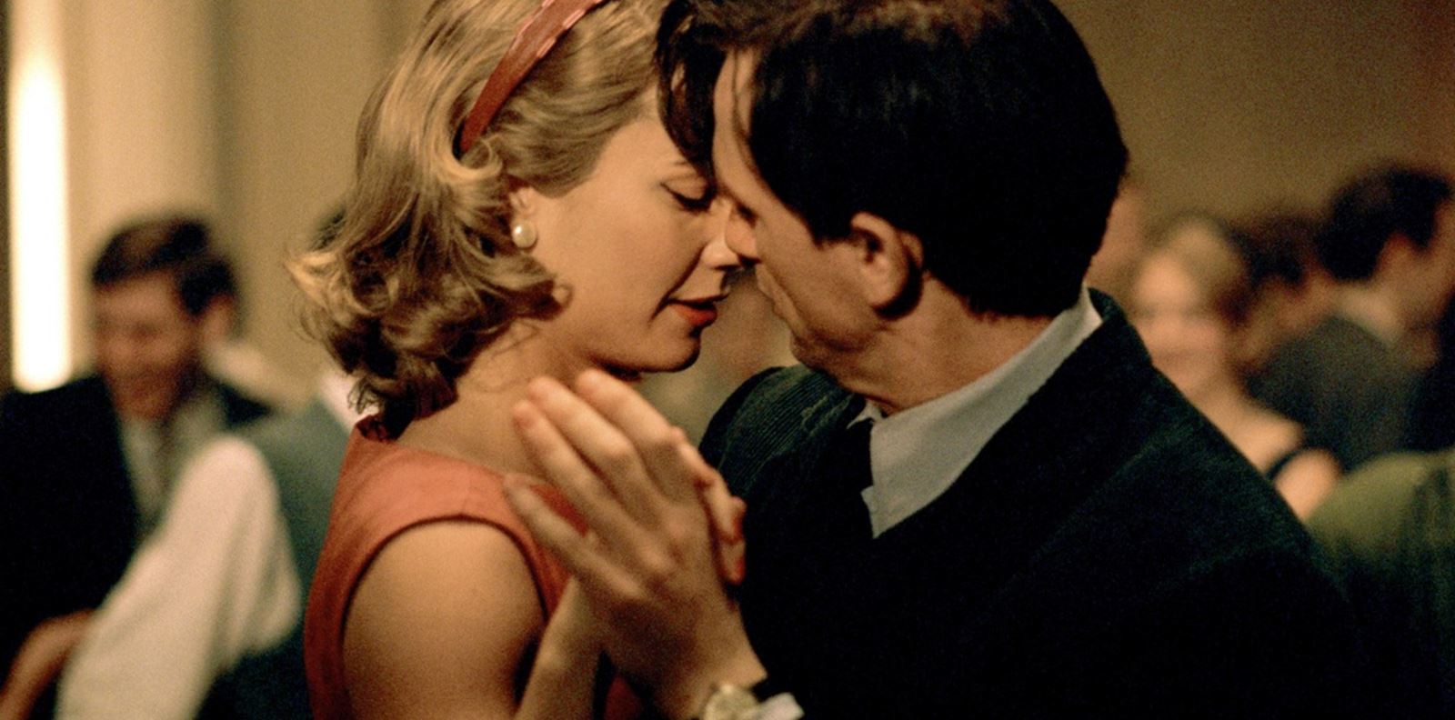 Под стъкления похлупак на любовта: историята на поетите Силвия Плат и Тед Хюз