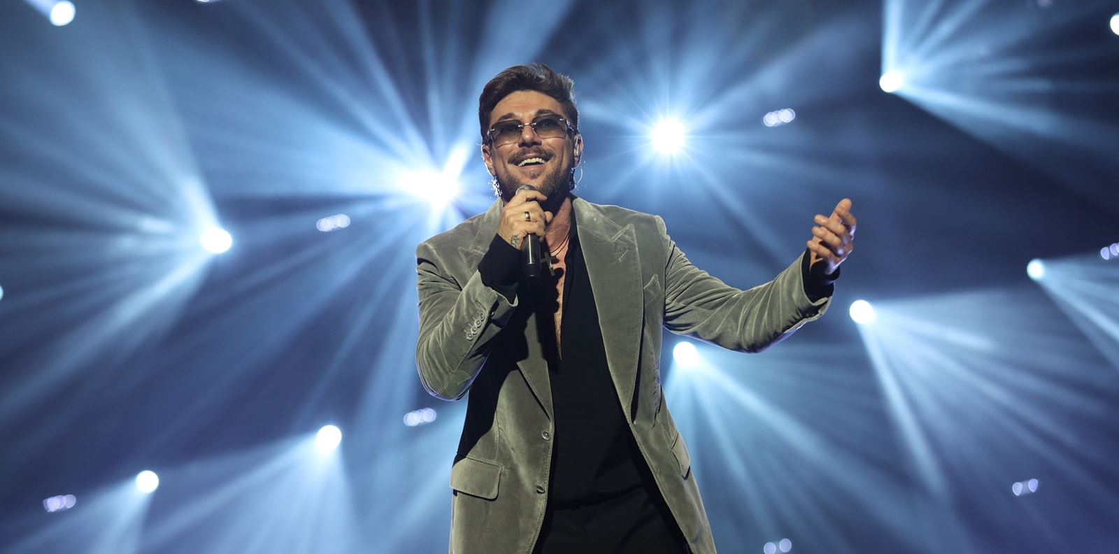 Миро с 360-градусово музикално шоу в зала &quot;Арена София&quot; на 26 ноември