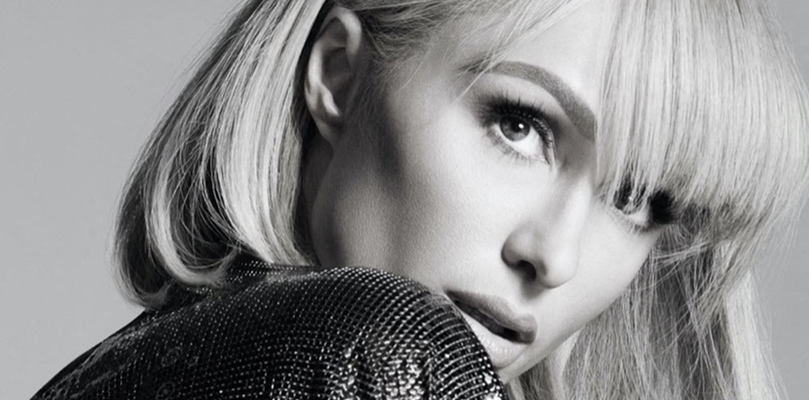 Парис Хилтън изненада с нова прическа