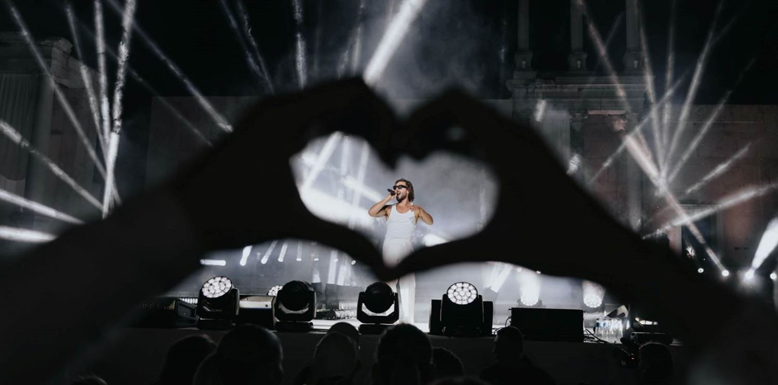 Папи Ханс започва нова музикална ера с &quot;Невинна&quot; и &quot;Слънцето&quot;