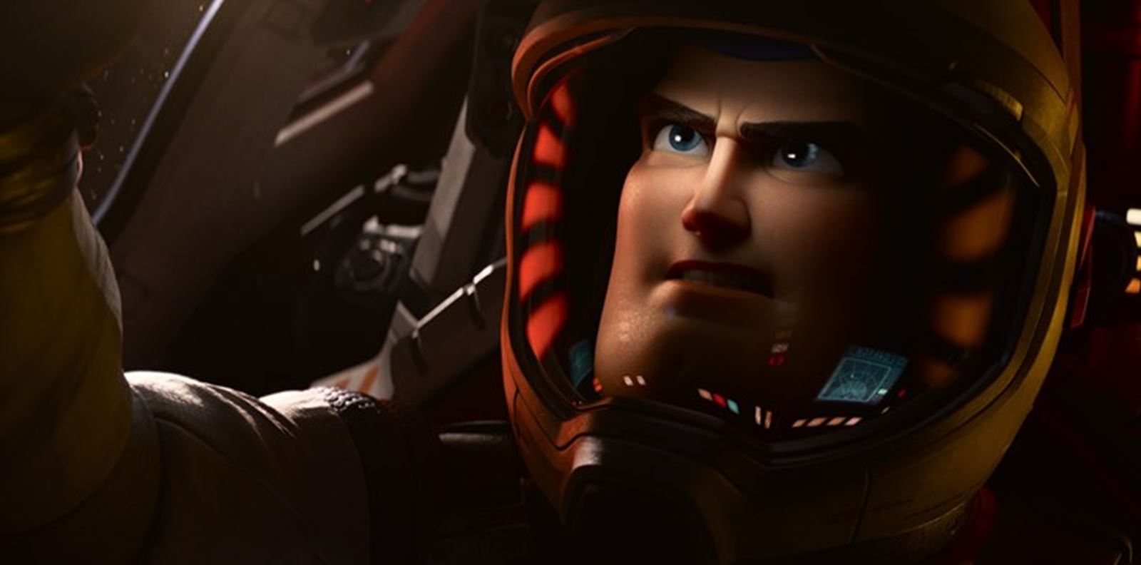 Всеки герой има история в "Баз Светлинна година"