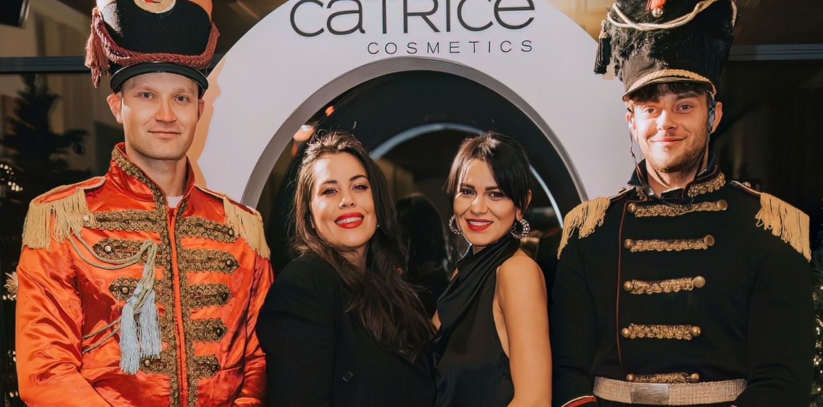 Красотата празнува на вълшебното езеро Блед