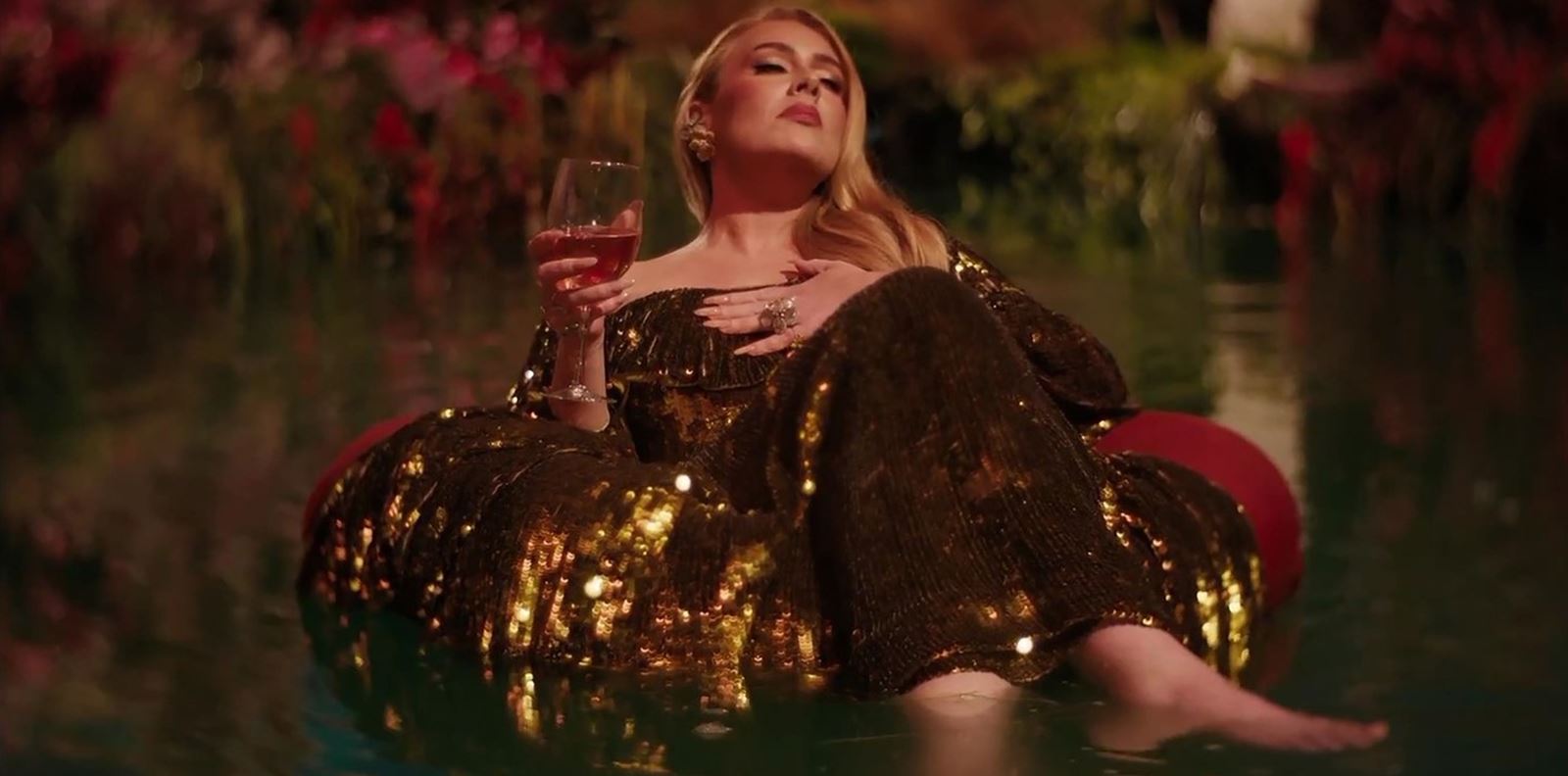 Новото видео на Адел е само за мечтатели