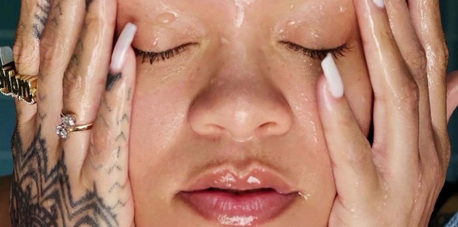 Как се промени beauty рутината на Риана след майчинството