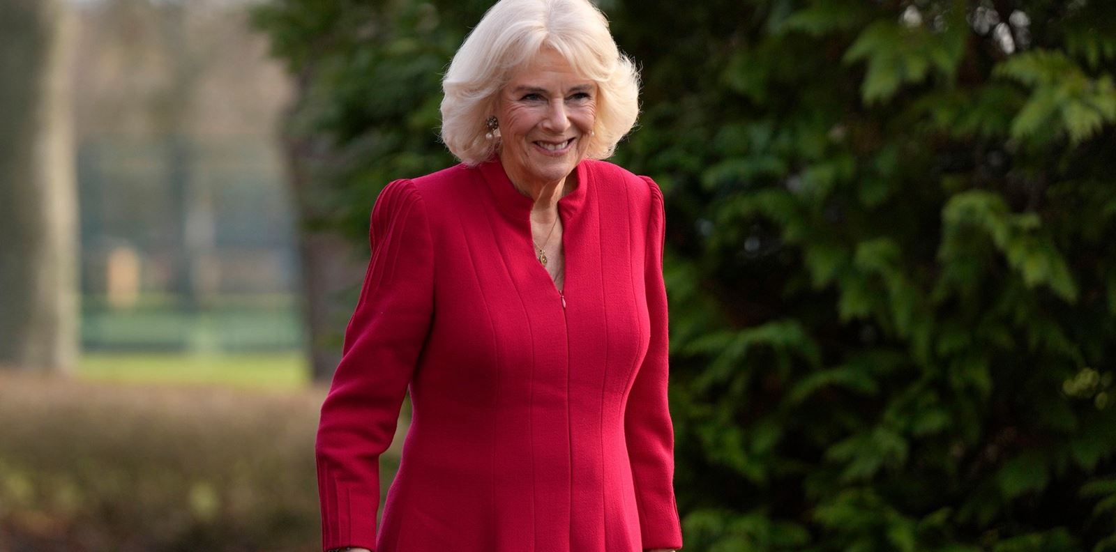 Кралицата консорт Камила отново е с положителен тест за COVID-19