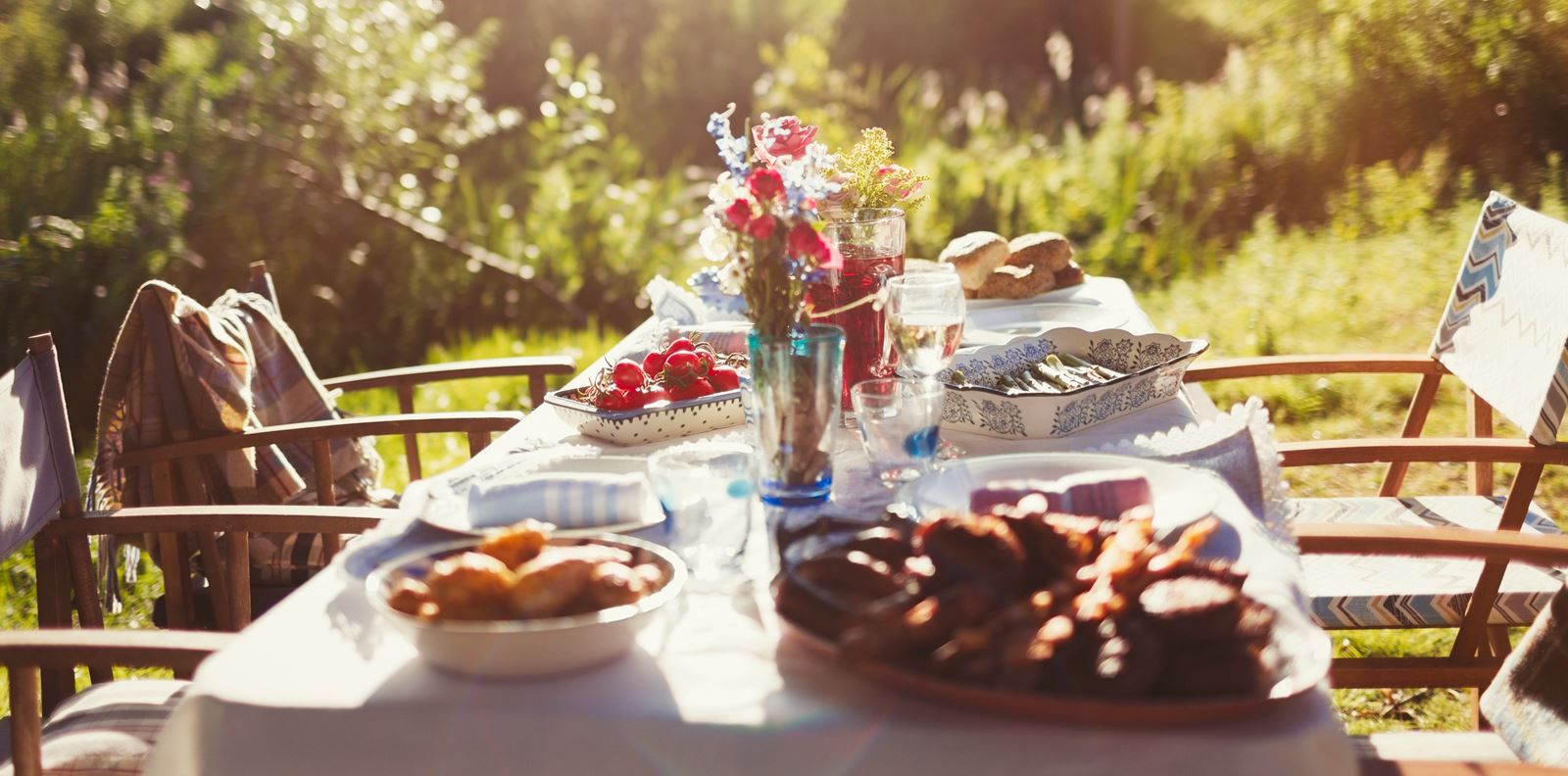 SUMMER PARTY: 6 решения за вашата маса