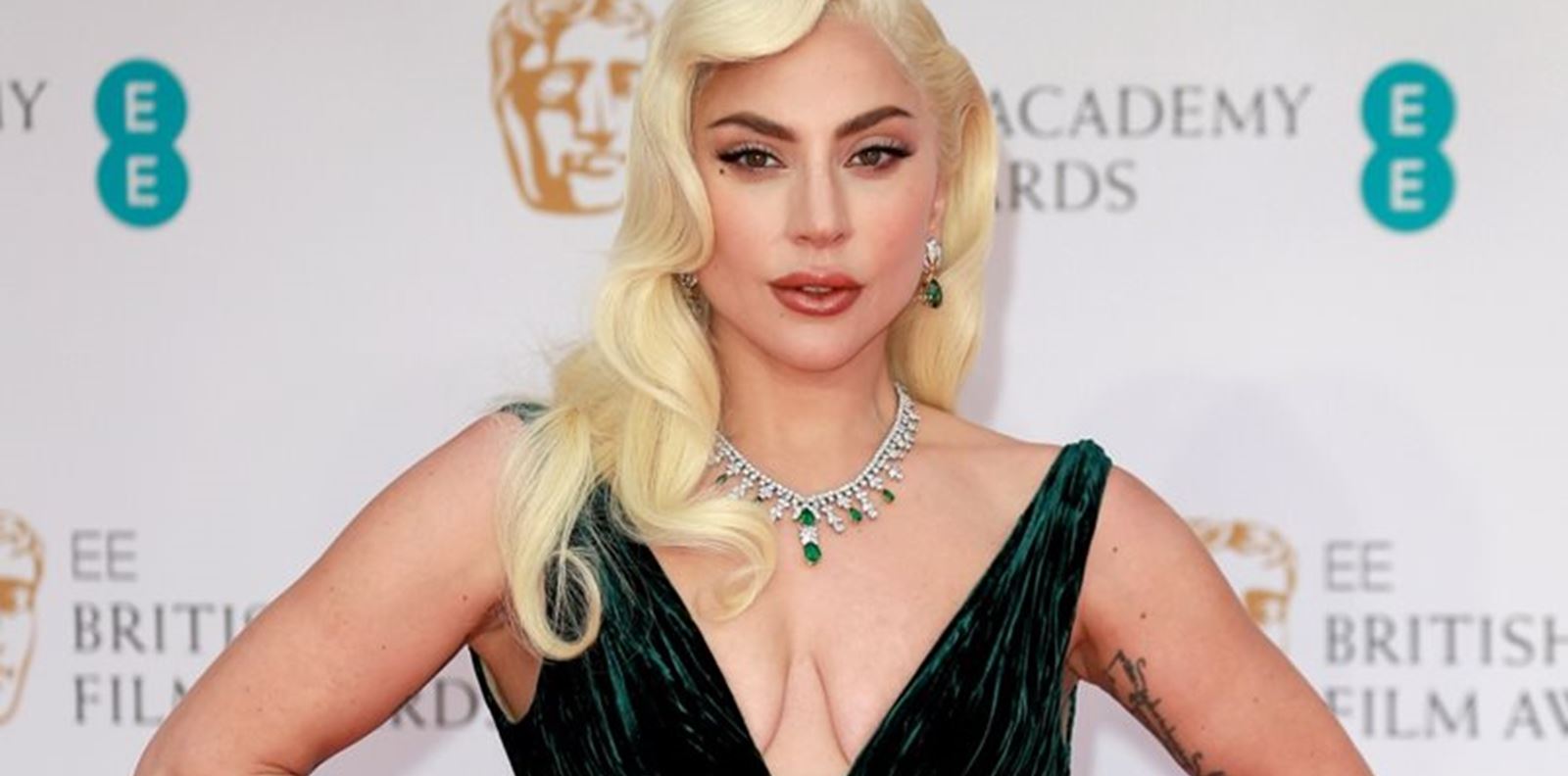 Лейди Гага дебютира с нова визия