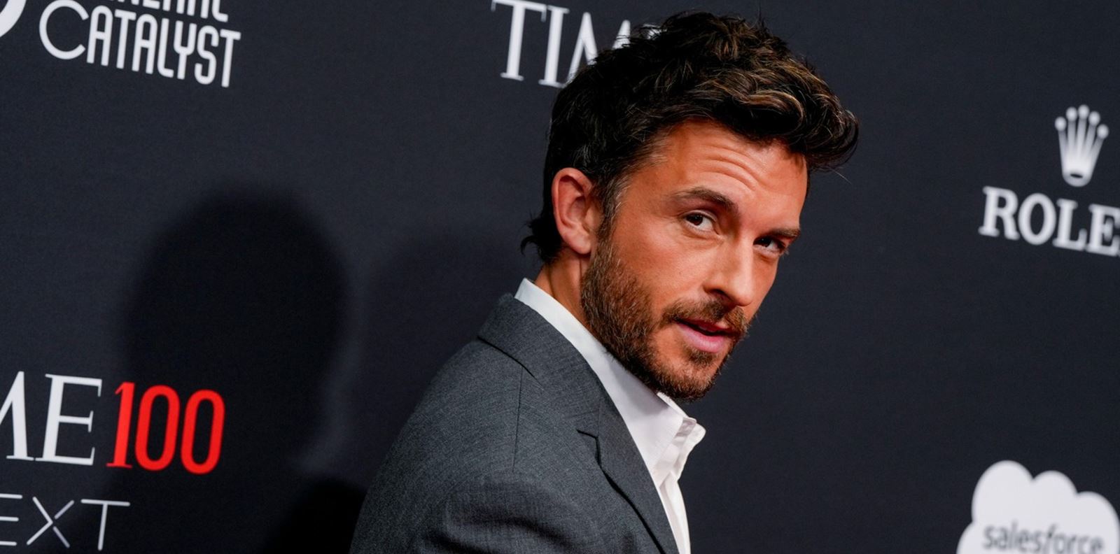 Джонатан Бейли бе обявен за най-сексапилният мъж на 2025 г.