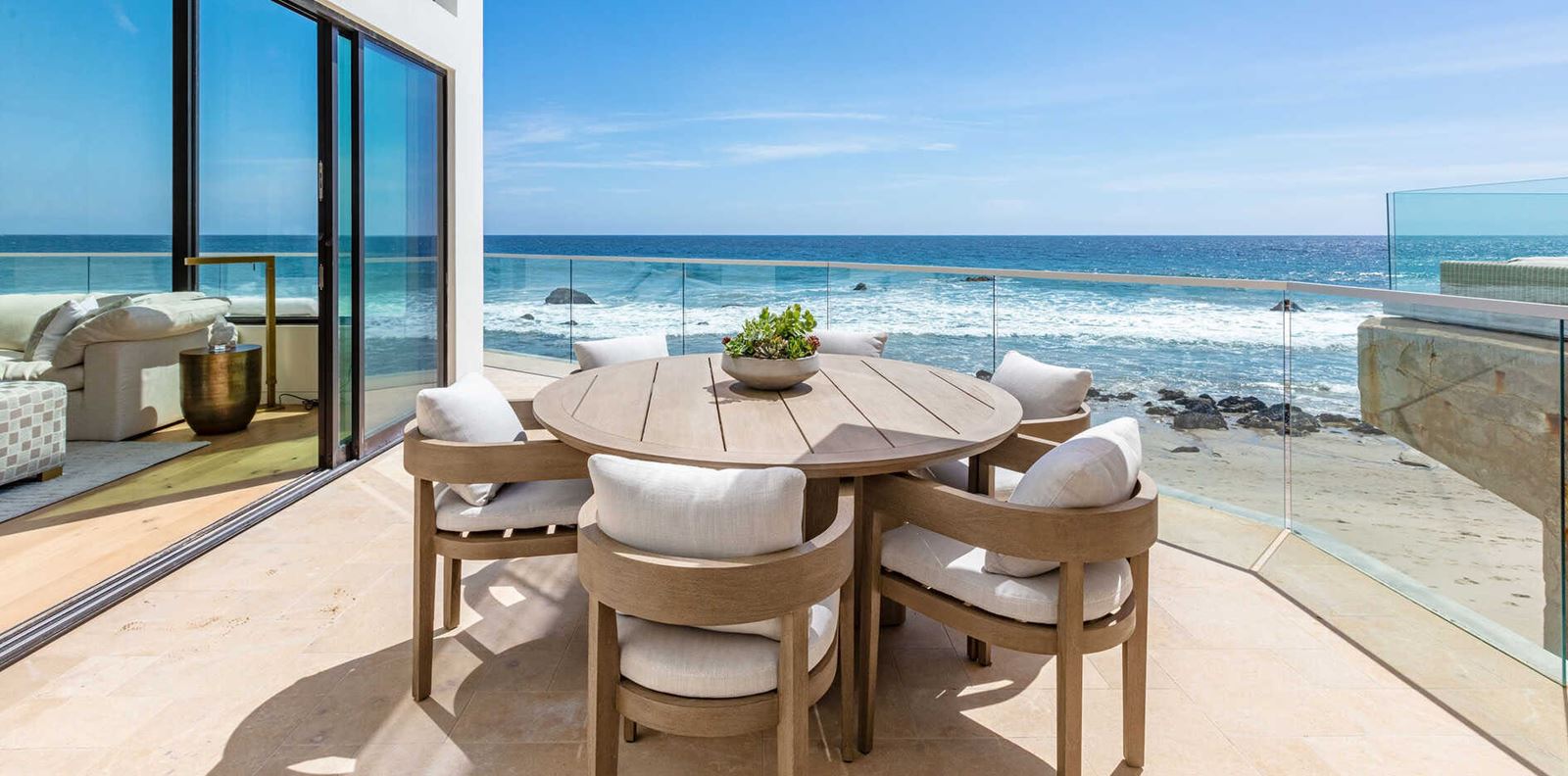 Разходка в новия морски оазис на Пинк (ГАЛЕРИЯ)