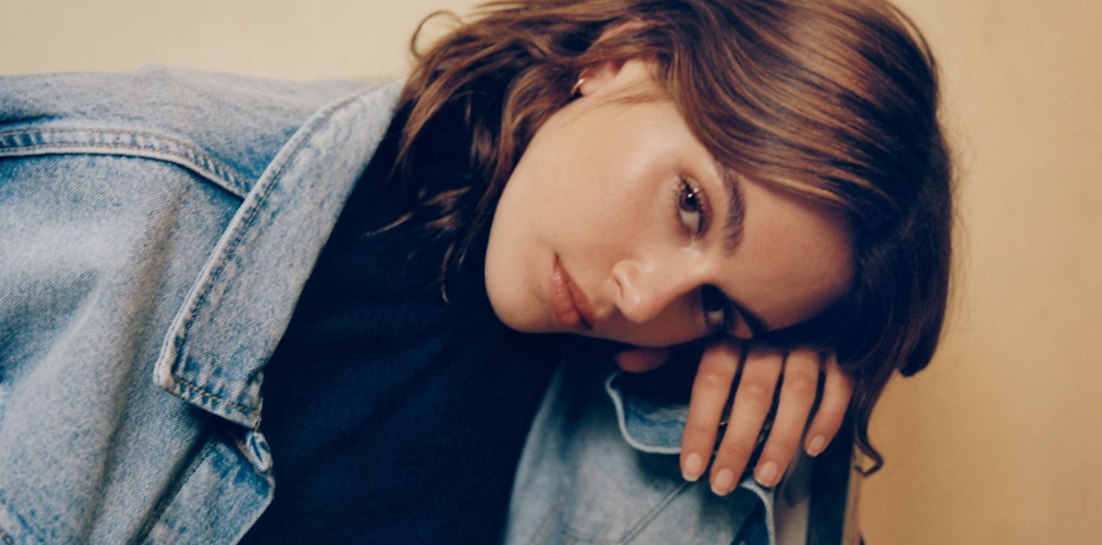 Calvin Klein продължава да разказва истории