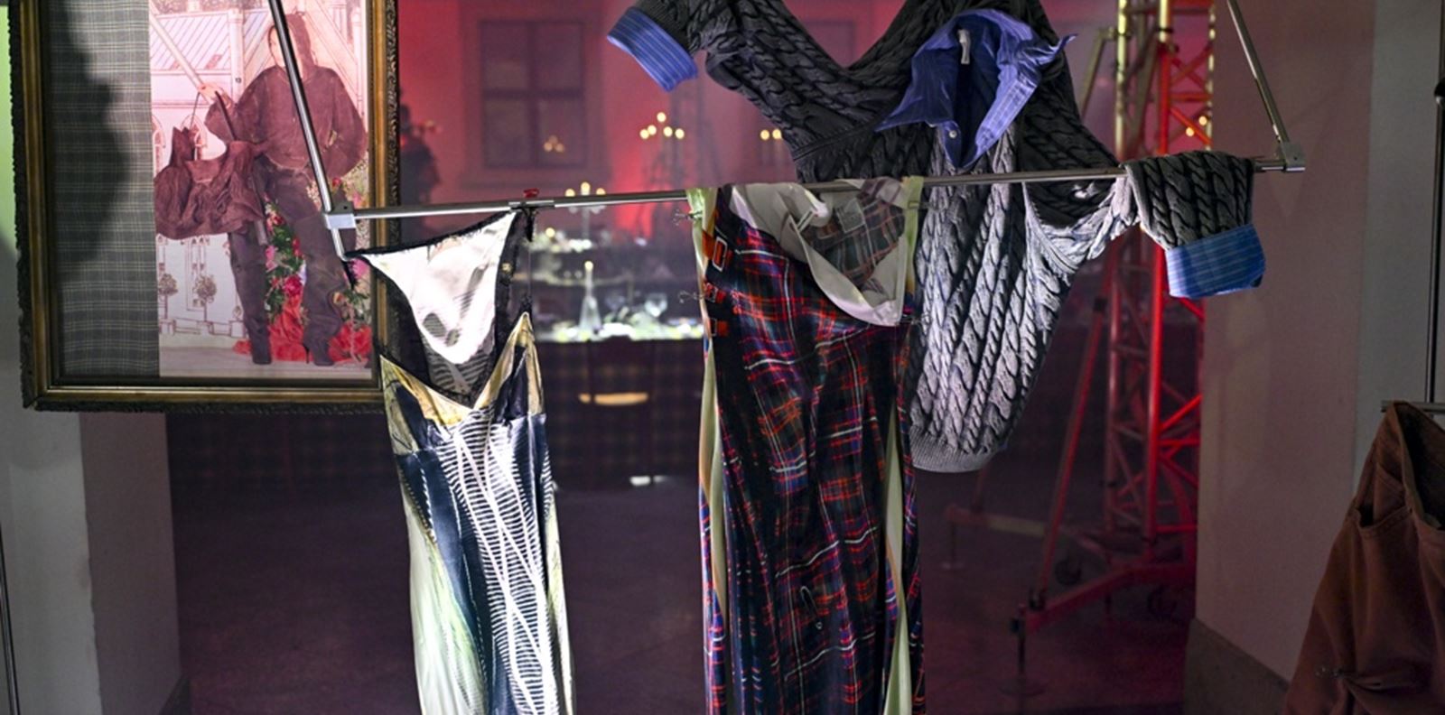 Yes, влюбени сме в дръзкия британски ексцентризъм на Glenn Martens H&amp;M