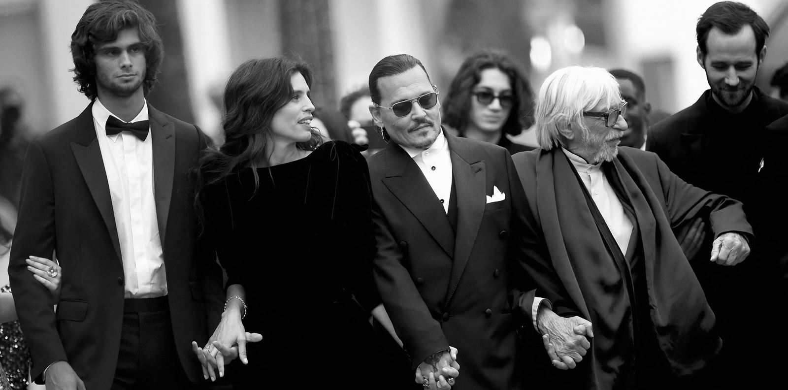 Джони Деп получи 7-минутни овации на фестивала в Кан