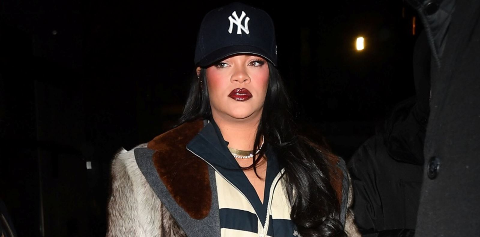 Риана се завръща на сцената с мащабно турне във Великобритания