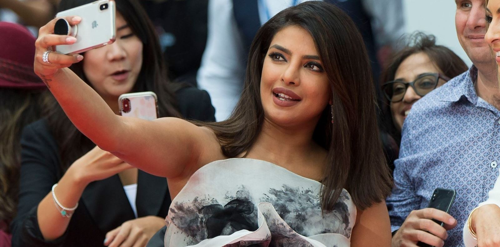 И вие можете да имате косата на Приянка Чопра