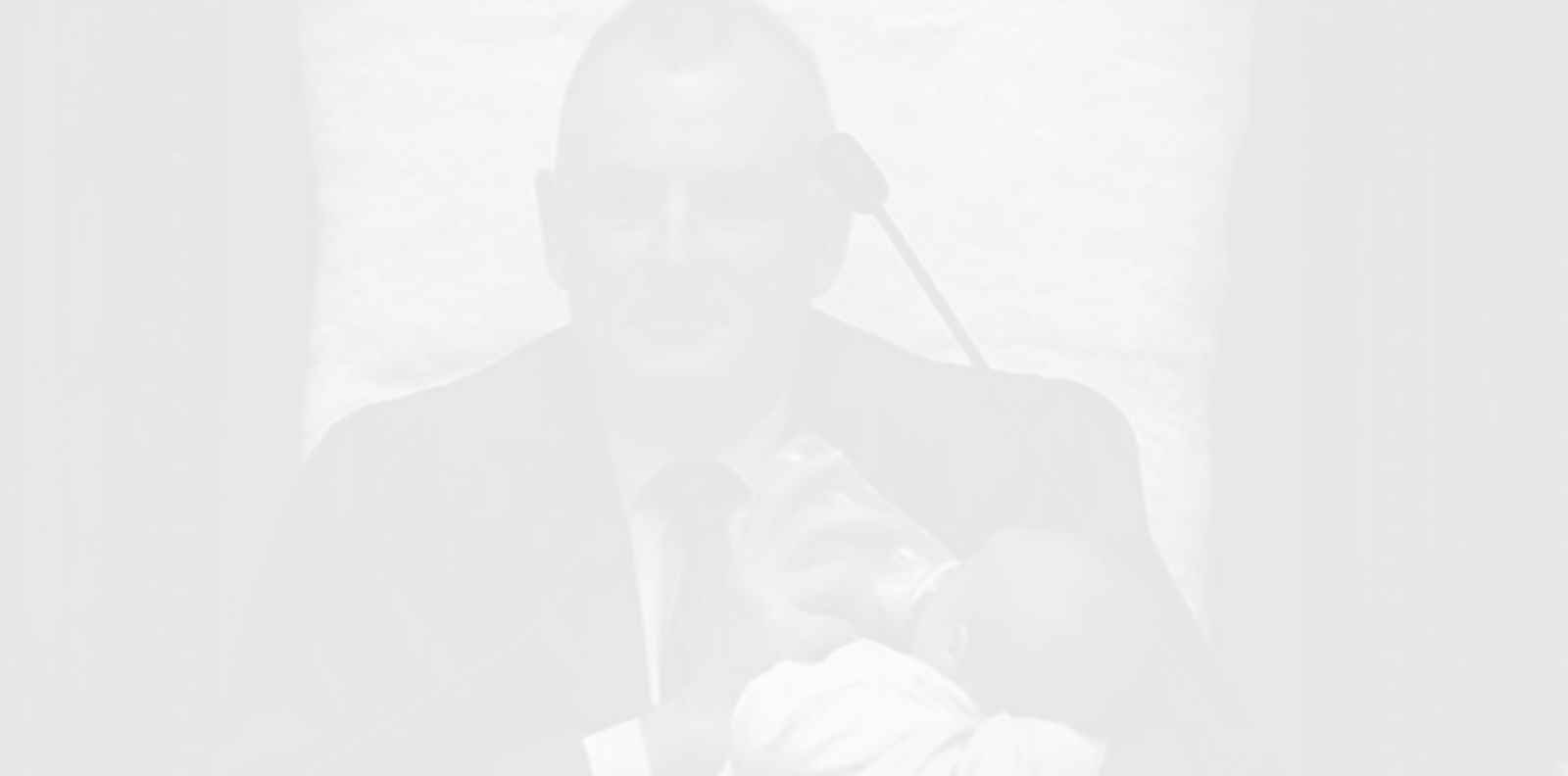 Председателят на парламента на Нова Зеландия нахрани бебе по време на заседание