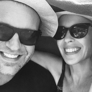 Кайли Миноуг е влюбена, но не и сгодена