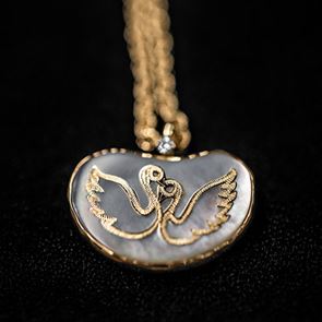 Моден талисман от звездите: &lt;em>Dior&lt;/em> създаде бижута за всички зодиакални знаци