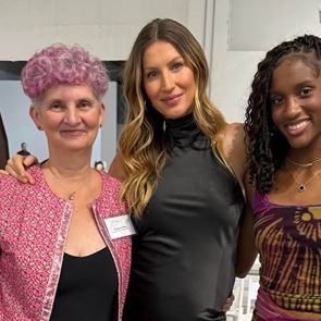 &lt;em>Жизел&lt;/em> &lt;em>Бюндхен&lt;/em> с първа поява като бременна