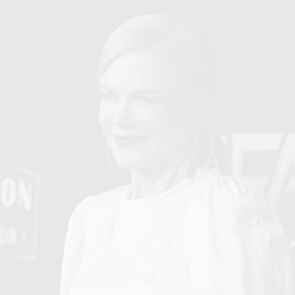 Бяло съвършенство: &lt;em>Никол&lt;/em> &lt;em>Кидман&lt;/em> на The Hollywood Film Awards