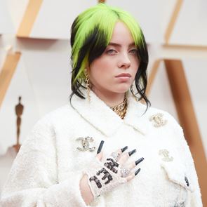 Родителите на Били Айлиш искали да я изпратят на терапия заради Джъстин Бийбър