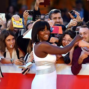 Вайола Дейвис отбеляза 55-ия си рожден ден по доста нетрадиционен начин