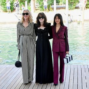 Звездите започнаха да пристигат за кинофестивала във Венеция