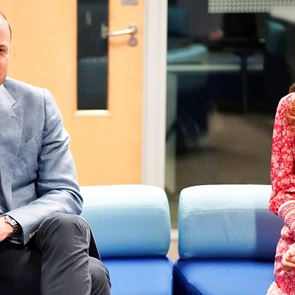 Какво правят Кейт Мидълтън и <em>принц</em> Уилям в кухнята?