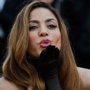 &lt;em>Шакира&lt;/em> отново е под светлината на прожекторите