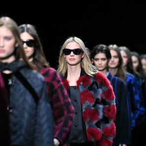 Emporio &lt;em>Armani&lt;/em>: вдъхновение от игралните зали на Лас Вегас