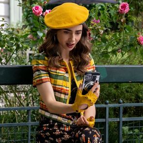 Lancome пуска колекция, вдъхновена от Emily in Paris