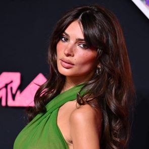 Емили Ратайковски има нов мъж в живота си