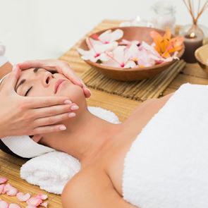 Масажирате ли лицето си? Започнете да го правите, ако искате здрава и красива кожа