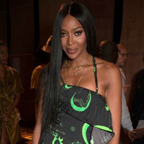 Наоми Кембъл покори Нигерия с три образа в един ден