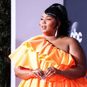 Lizzo – обичай тялото си