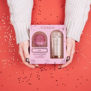 Коледните комплекти на FOREO са с до 40% отстъпка