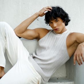 Back to black &amp; white with Marcel Castellano