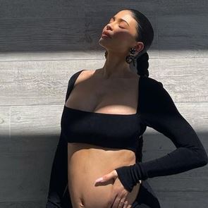 Бебето на &lt;em>Кайли&lt;/em> &lt;em>Дженър&lt;/em> вече не се казва Уолф, вижте специалното видео